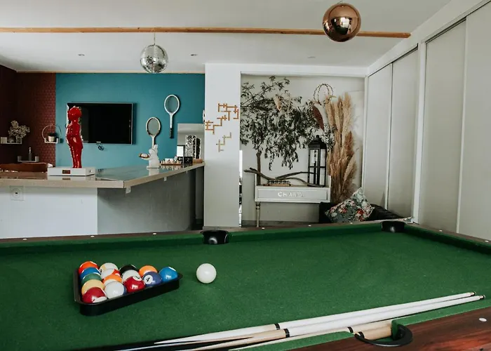 La ô Bois - Billard&baby-foot - Face à La Forêt Séméac