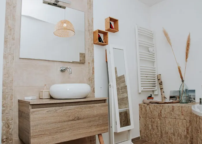 La ô Bois - Billard&baby-foot - Face à La Forêt Villa